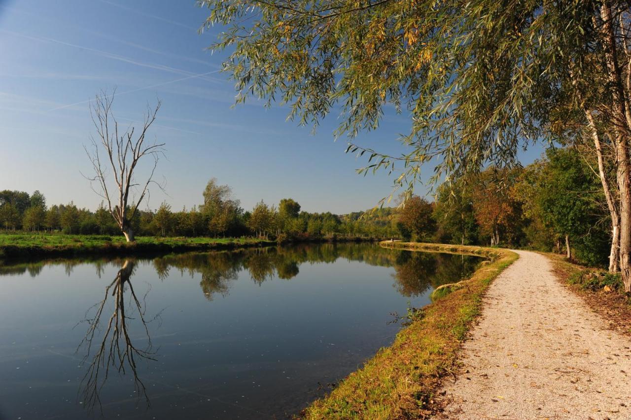 Holiday Inn Express Amiens By Ihg Zewnętrze zdjęcie