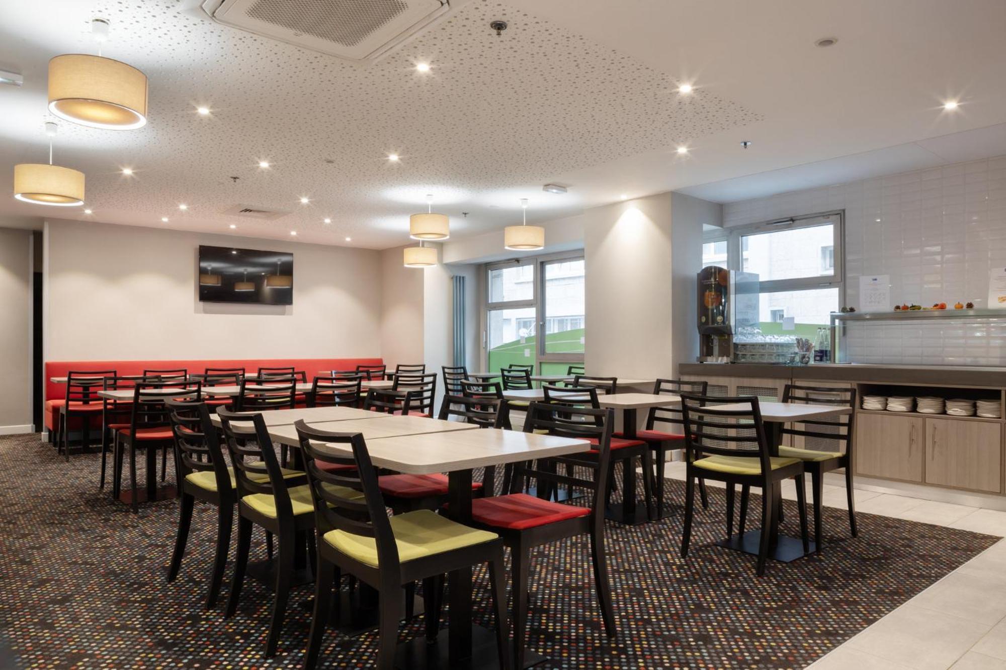 Holiday Inn Express Amiens By Ihg Zewnętrze zdjęcie