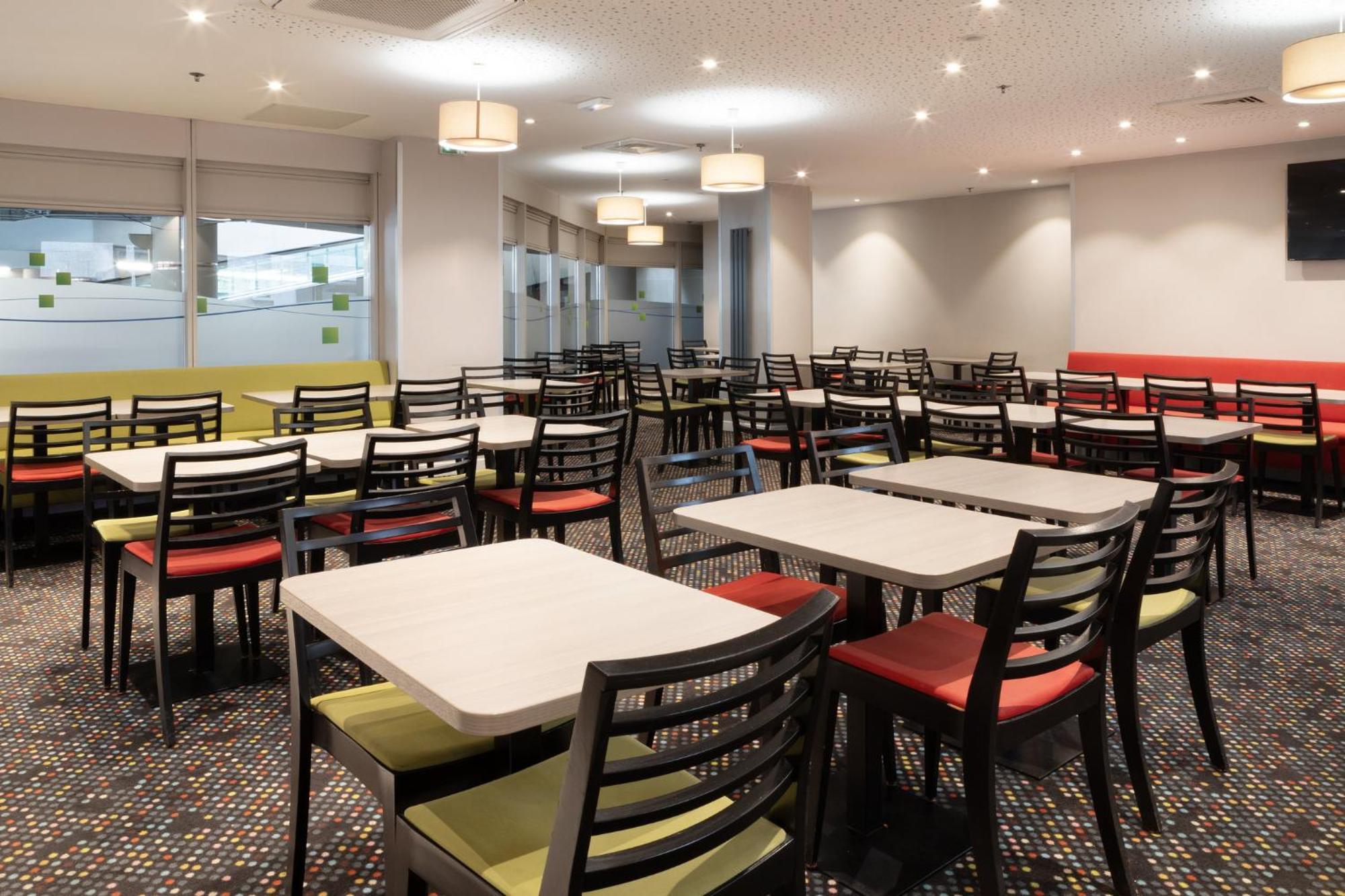 Holiday Inn Express Amiens By Ihg Zewnętrze zdjęcie